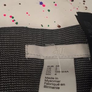 H&M pencil pleaded skirt